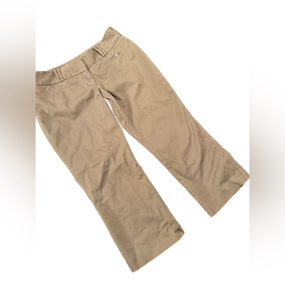 Express women size 10 brown chino capris cotton/spandex measurements in pics